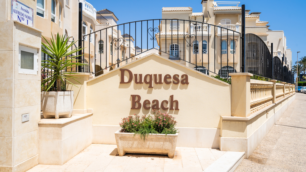 For sale - 2 Bedroom 1 Bathroom Apartment in Torrevieja - Costa Blanca  - Alicante