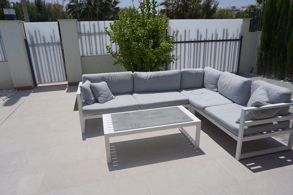For sale - 3 Bedroom 3 Bathroom Villa in Villamartin - Costa Blanca  - Alicante