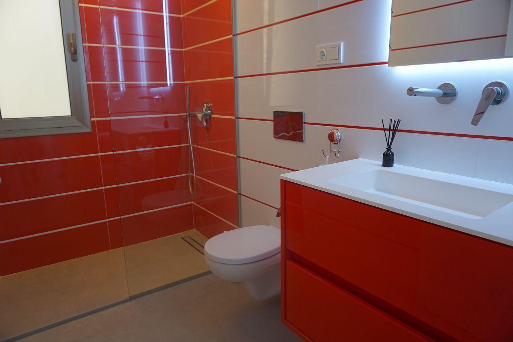 For sale - 3 Bedroom 3 Bathroom Villa in Villamartin - Costa Blanca  - Alicante