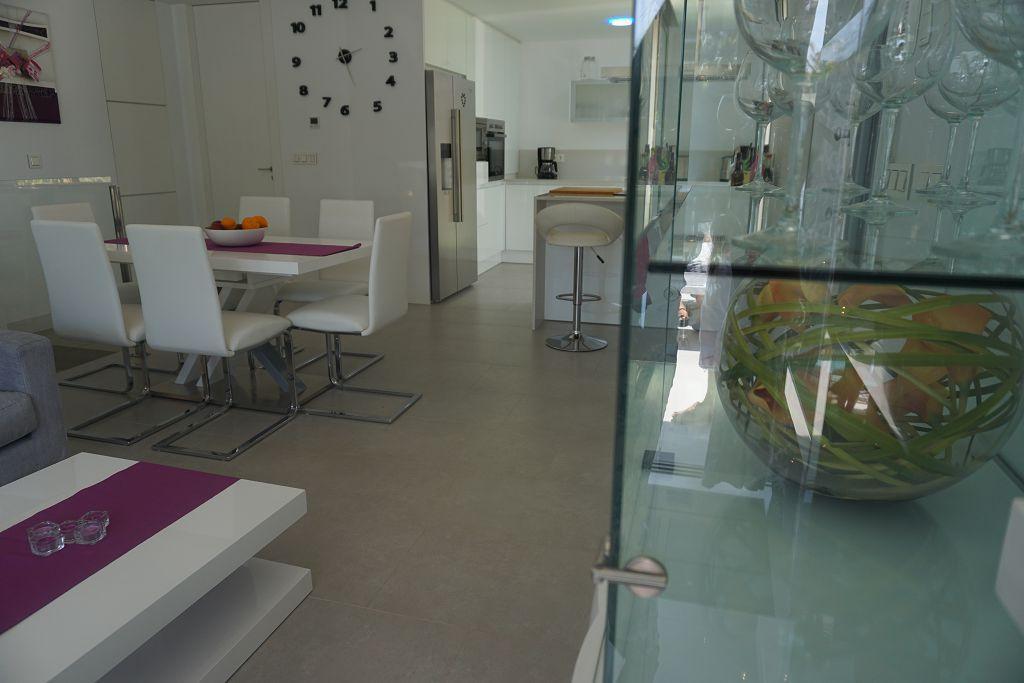 For sale - 3 Bedroom 3 Bathroom Villa in Villamartin - Costa Blanca  - Alicante