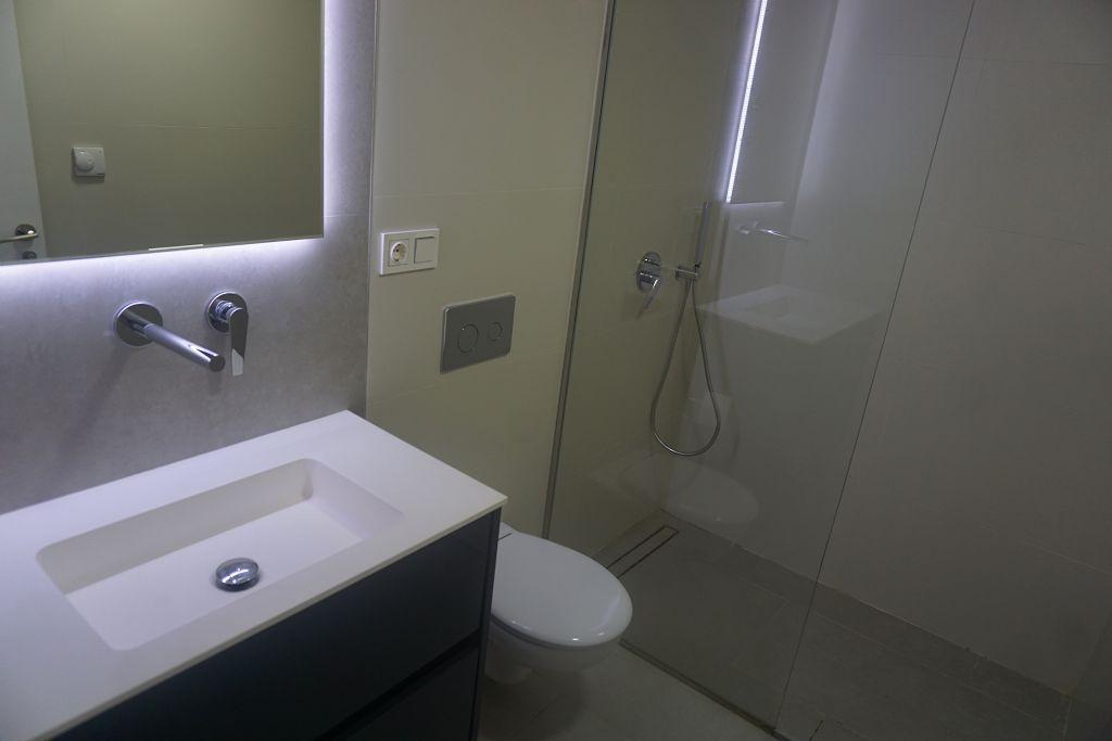 For sale - 3 Bedroom 3 Bathroom Villa in Villamartin - Costa Blanca  - Alicante