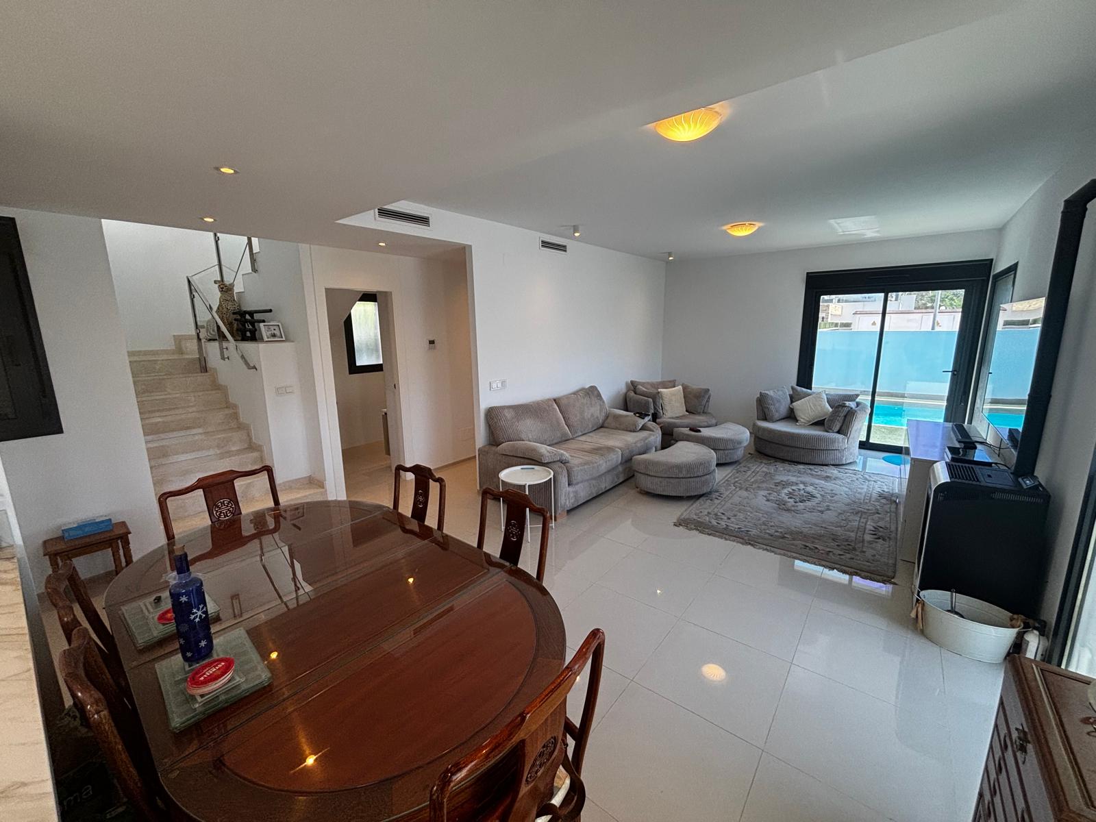 For sale - 4 Bedroom 4 Bathroom Villa Detached in Ciudad Quesada - Ciudad Quesada  - Alicante