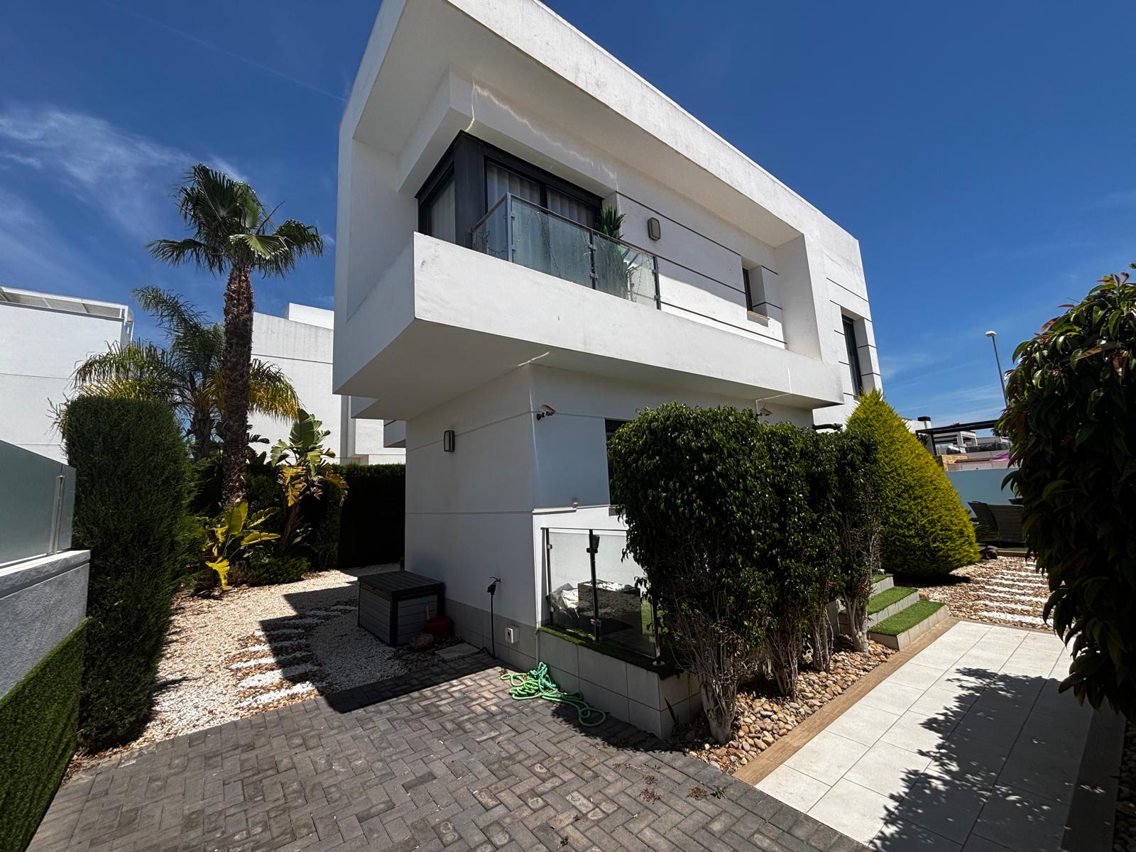 For sale - 4 Bedroom 4 Bathroom Villa Detached in Ciudad Quesada - Ciudad Quesada  - Alicante