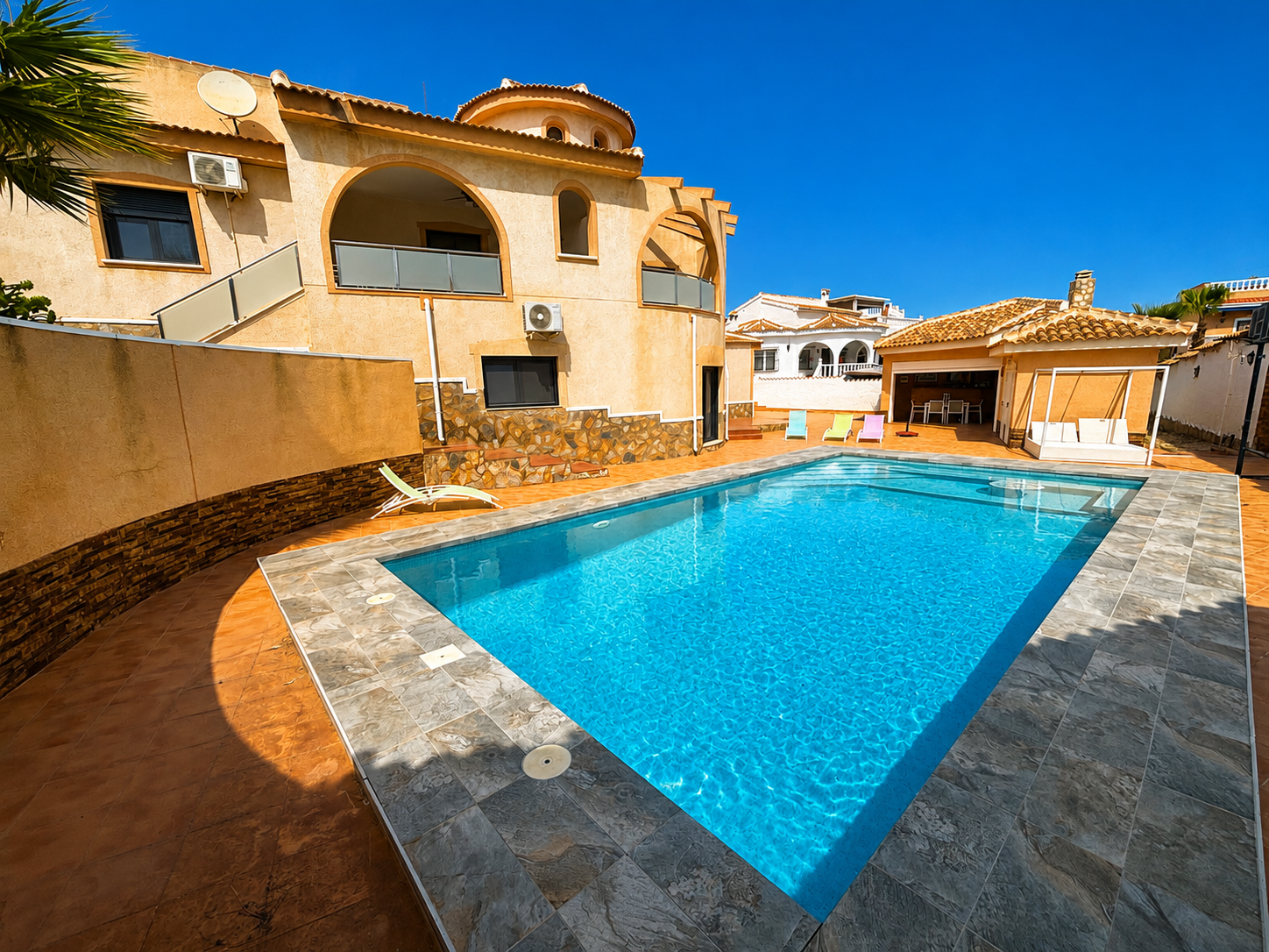For sale - 4 Bedroom 4 Bathroom Villa Detached in Ciudad Quesada - Ciudad Quesada  - Alicante