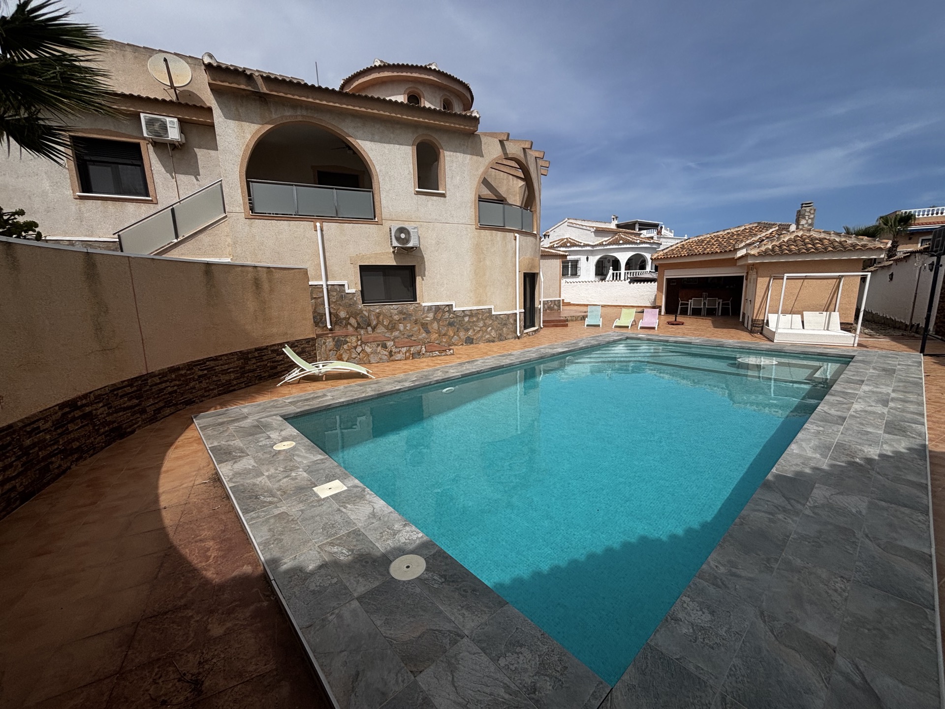 For sale - 4 Bedroom 4 Bathroom Villa Detached in Ciudad Quesada - Ciudad Quesada  - Alicante