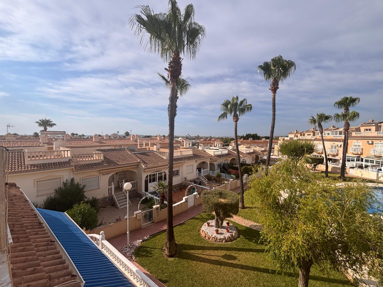 For sale - 3 Bedroom 2 Bathroom Townhouse in Urbanización Ciudad Quesada - Urbanización Ciudad Quesada  - Alicante