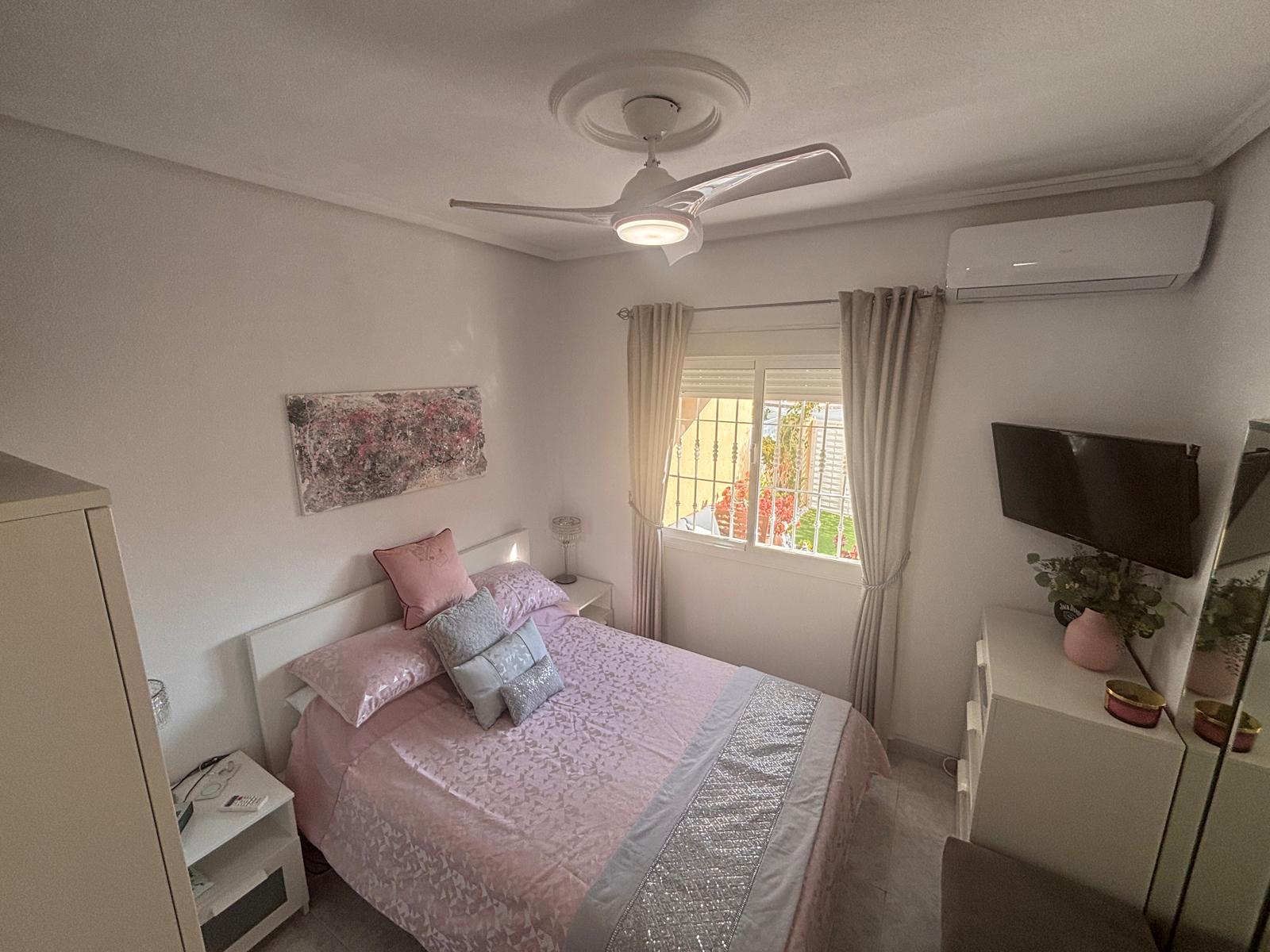 For sale - 3 Bedroom 2 Bathroom Townhouse in Urbanización Ciudad Quesada - Urbanización Ciudad Quesada  - Alicante