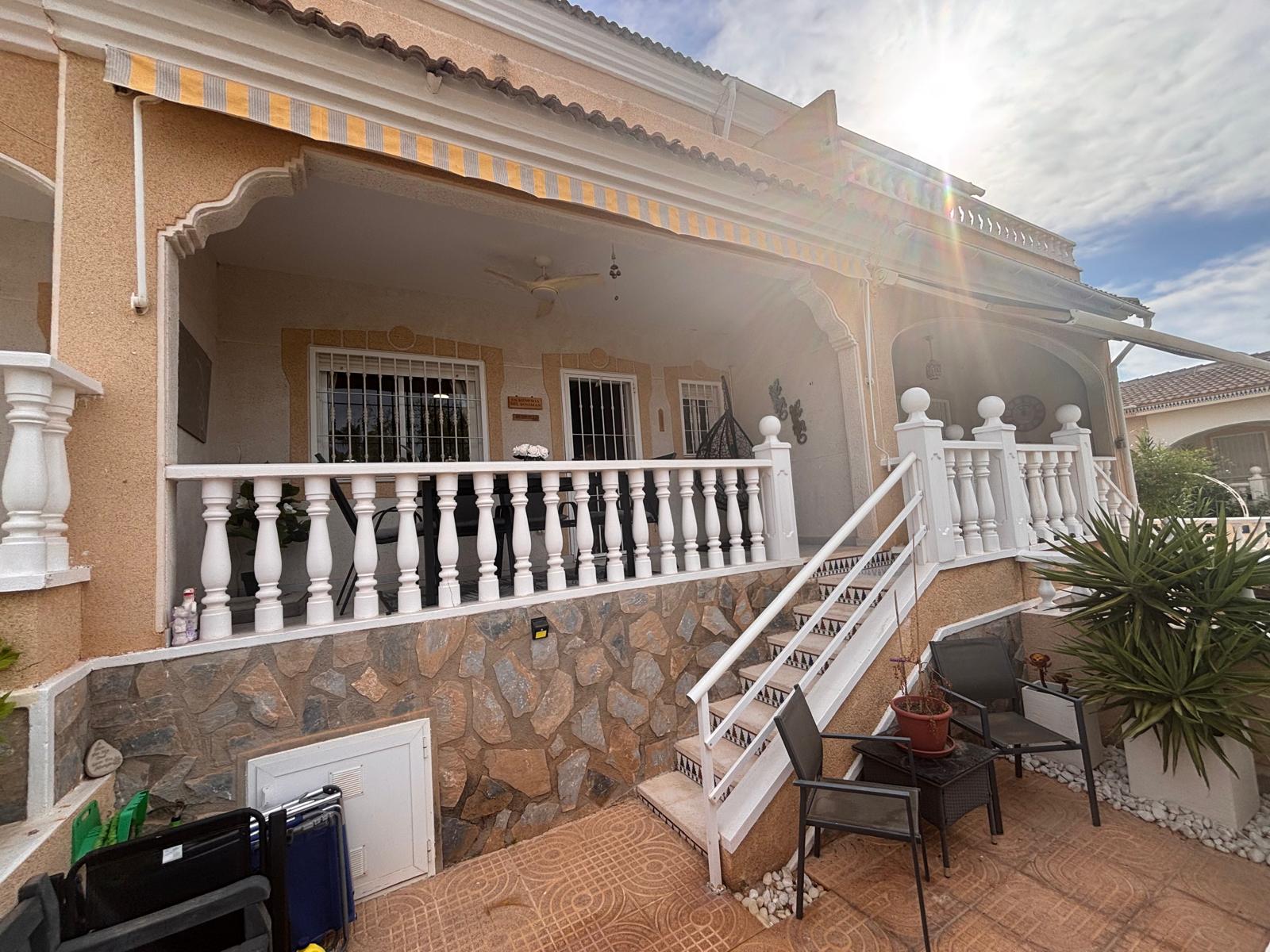 For sale - 3 Bedroom 2 Bathroom Townhouse in Urbanización Ciudad Quesada - Urbanización Ciudad Quesada  - Alicante