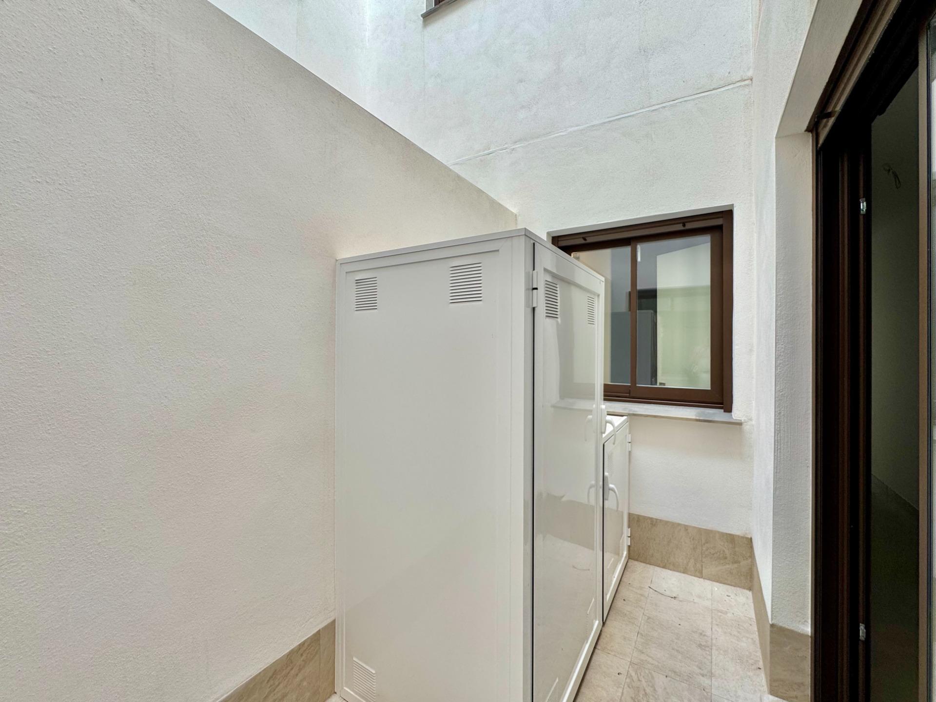For sale - 2 Bedroom 2 Bathroom Apartment in Torrevieja - Habaneras  - Alicante