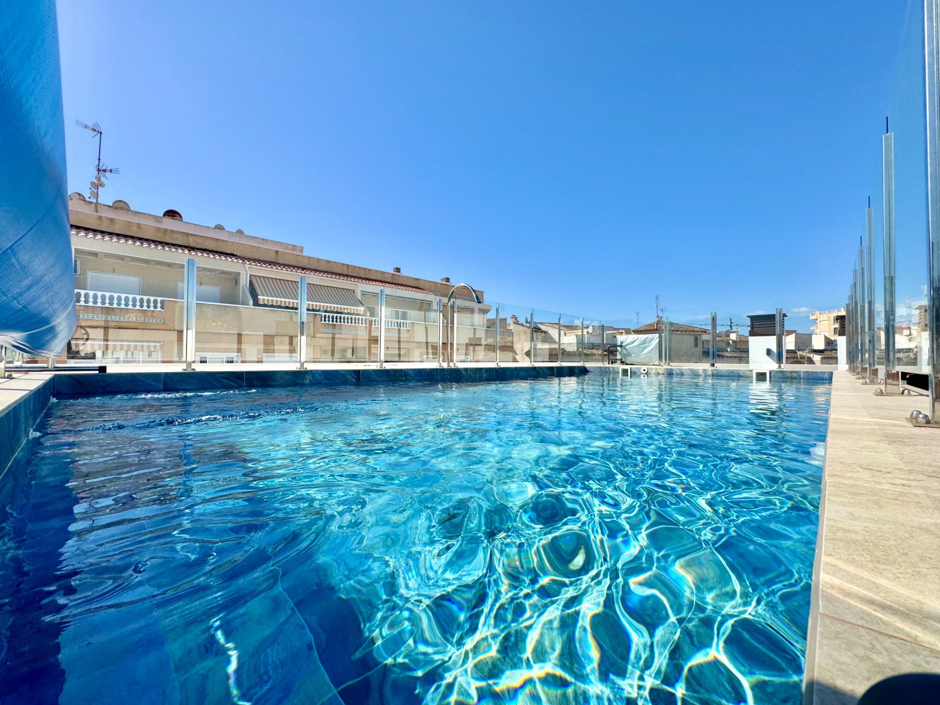 For sale - 2 Bedroom 2 Bathroom Apartment in Torrevieja - Habaneras  - Alicante