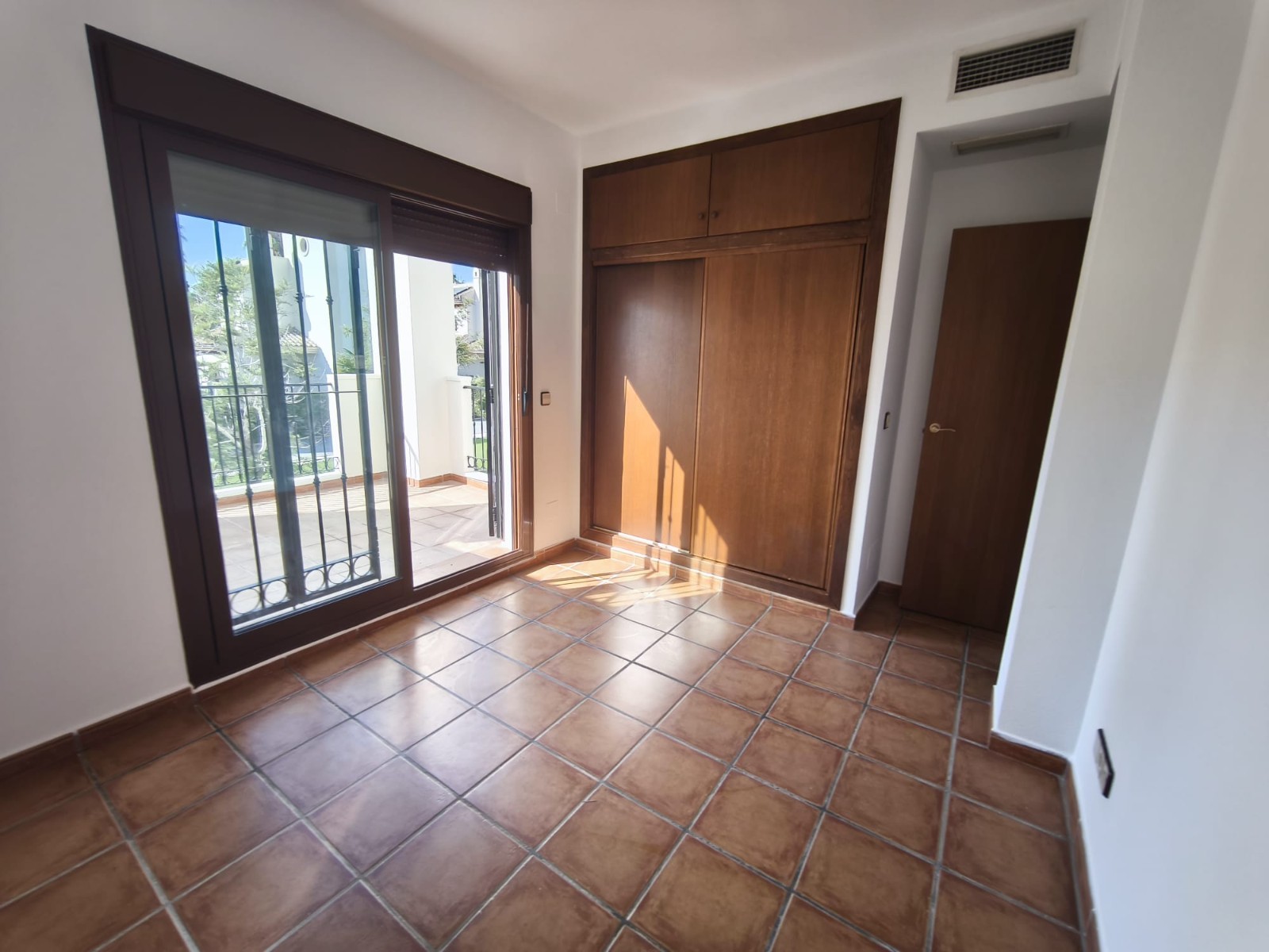 For sale - 3 Bedroom 2 Bathroom Bungalow in La Finca Golf Resort - Inland  - Alicante