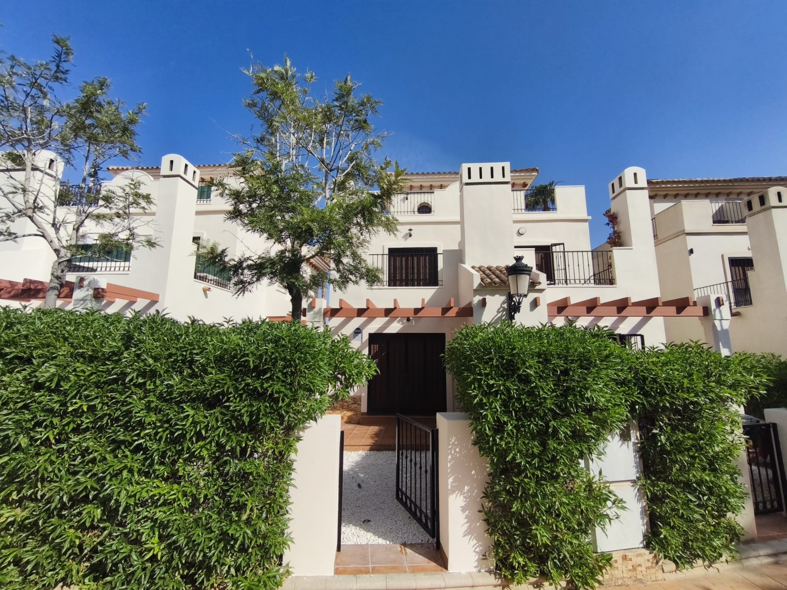 For sale - 3 Bedroom 2 Bathroom Bungalow in La Finca Golf Resort - Inland  - Alicante