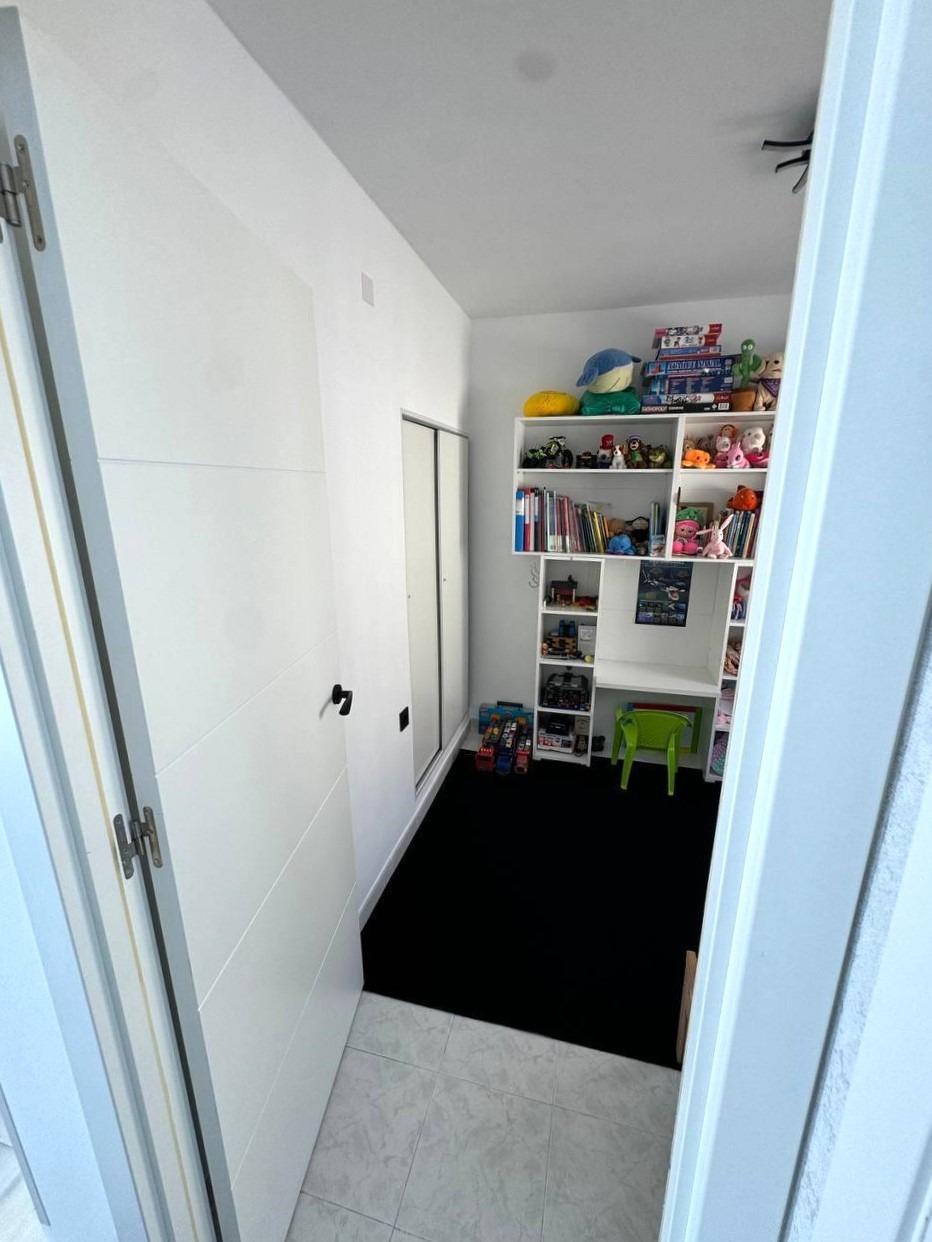 For sale - 3 Bedroom 1 Bathroom Duplex in Torrevieja - Carrefour  - Alicante