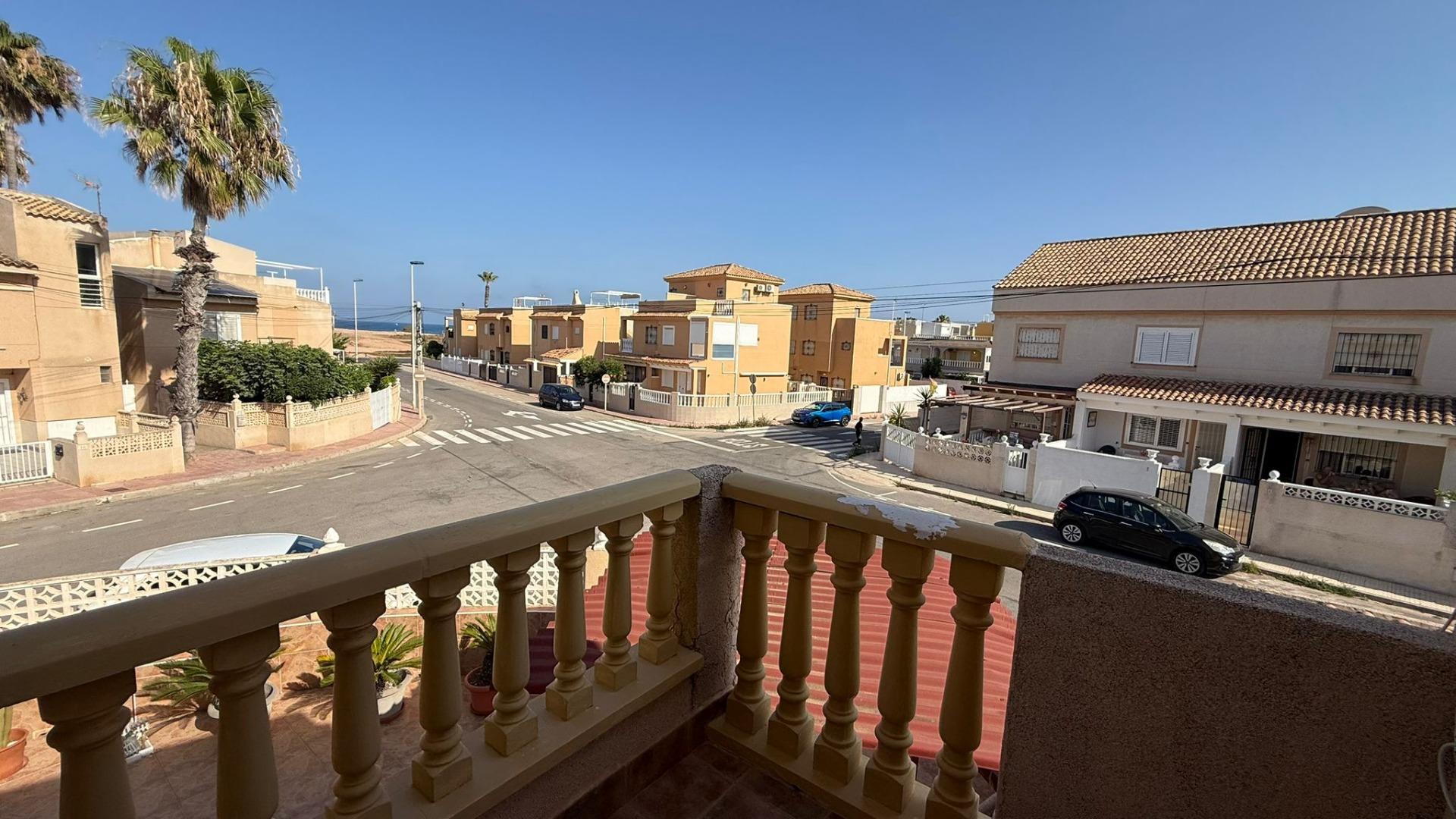 For sale - 3 Bedroom 3 Bathroom Duplex in Torrevieja - Los Frutales  - Alicante