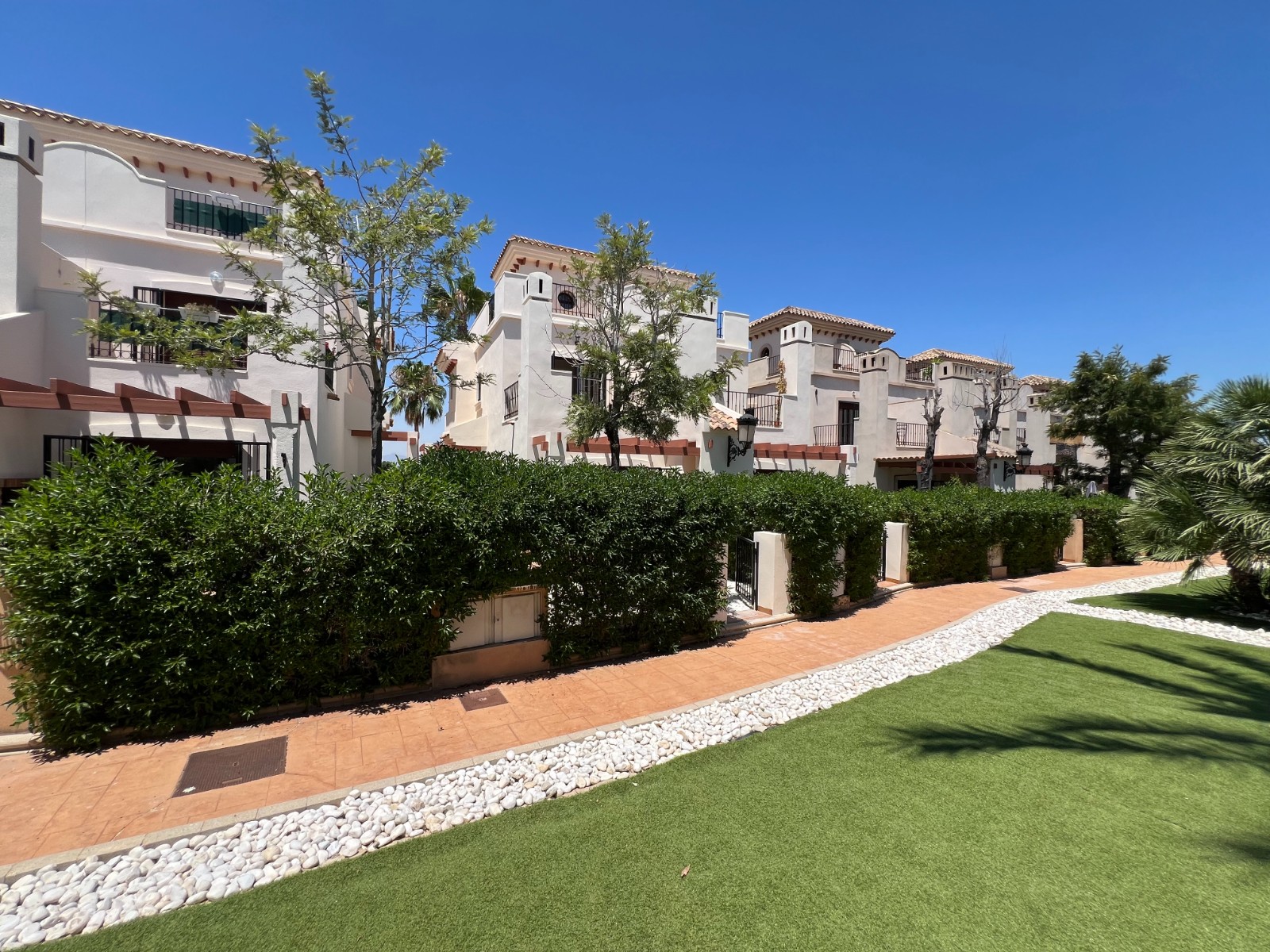 For sale - 3 Bedroom 2 Bathroom Villa in Algorfa - Inland  - Alicante