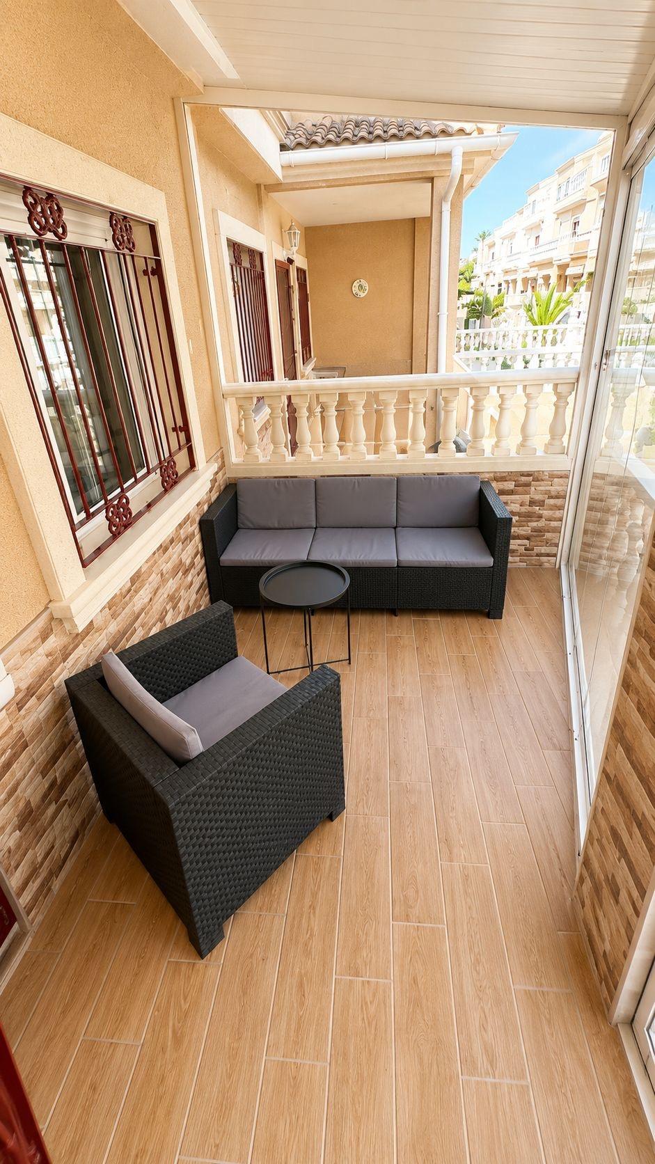 For sale - 3 Bedroom 3 Bathroom Town House in La Zenia - La Zenia  - Alicante