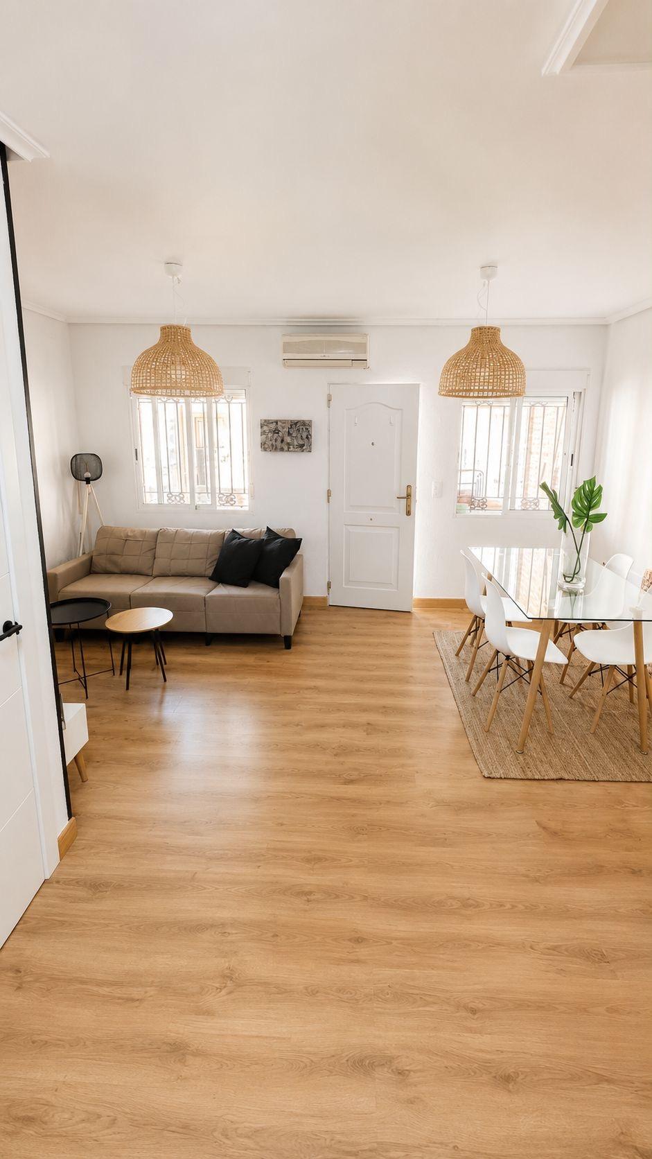 For sale - 3 Bedroom 3 Bathroom Town House in La Zenia - La Zenia  - Alicante