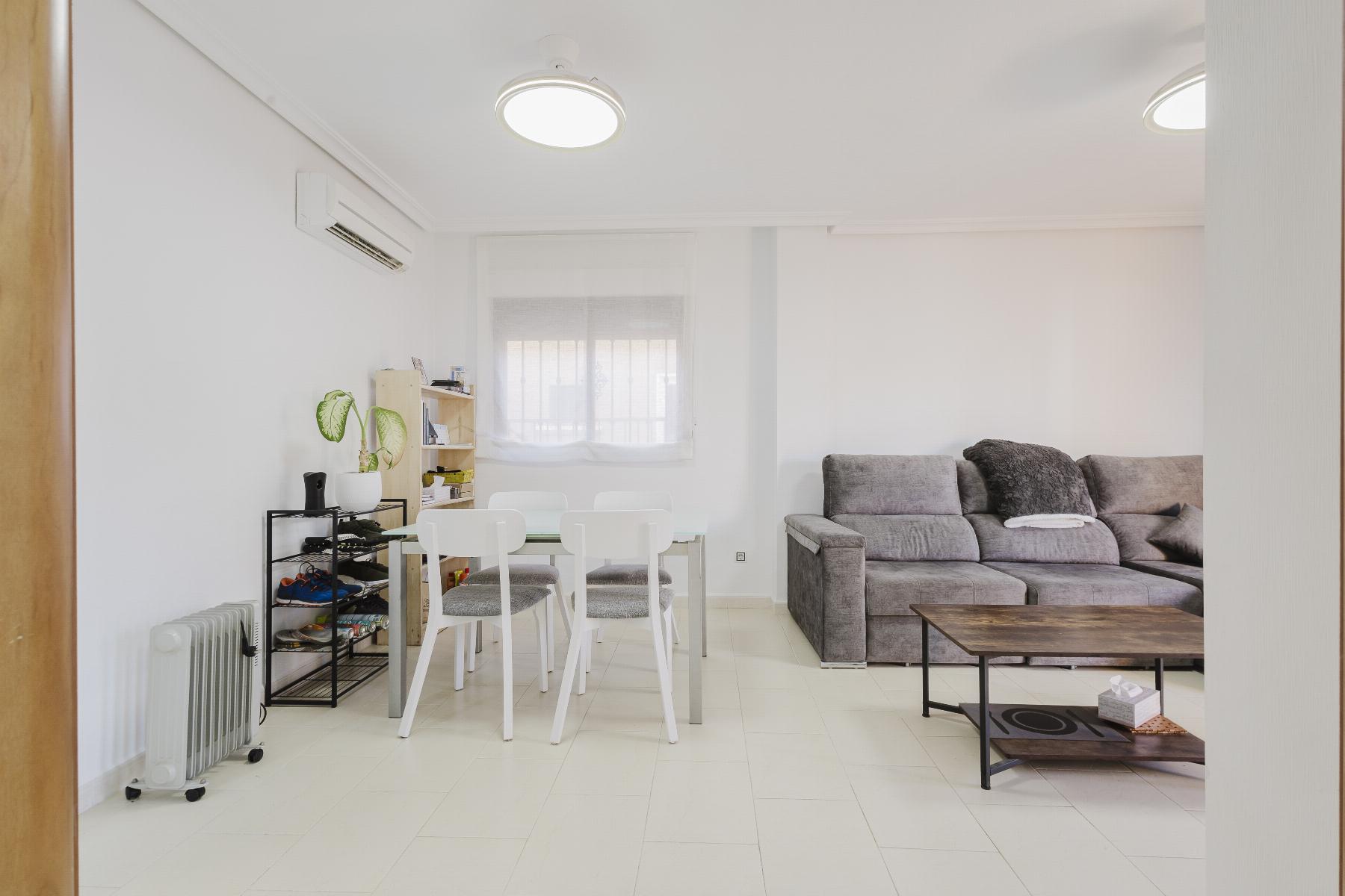 For sale - 2 Bedroom 2 Bathroom Villa in Torrevieja - Costa Blanca  - Alicante