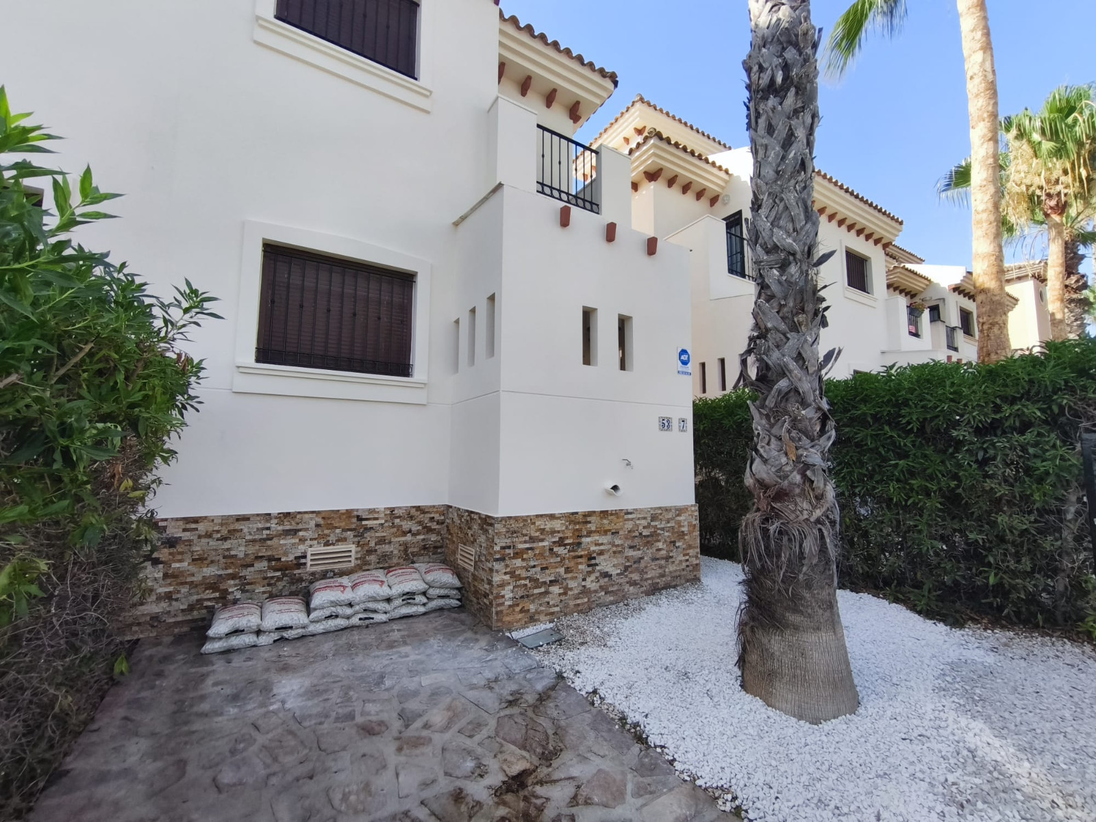For sale - 3 Bedroom 2 Bathroom Town House in La Finca Golf Resort - Inland  - Alicante