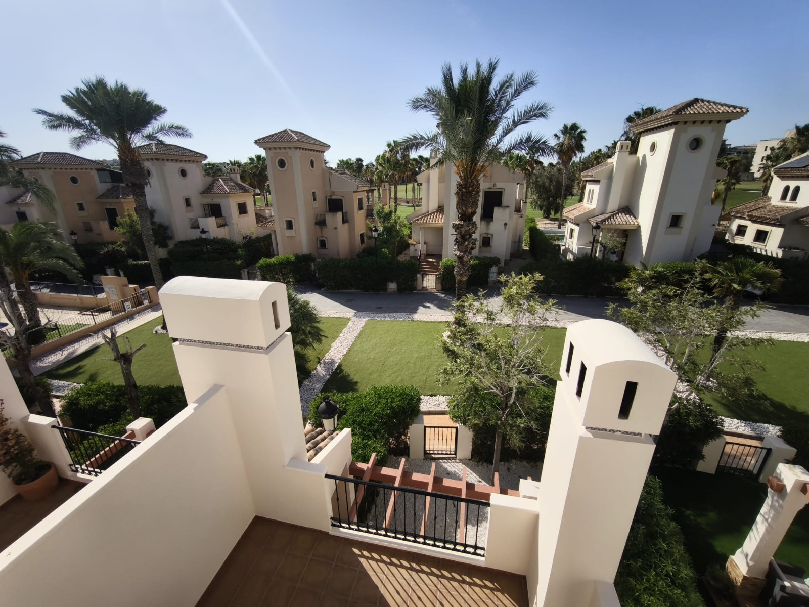 For sale - 3 Bedroom 2 Bathroom Town House in La Finca Golf Resort - Inland  - Alicante