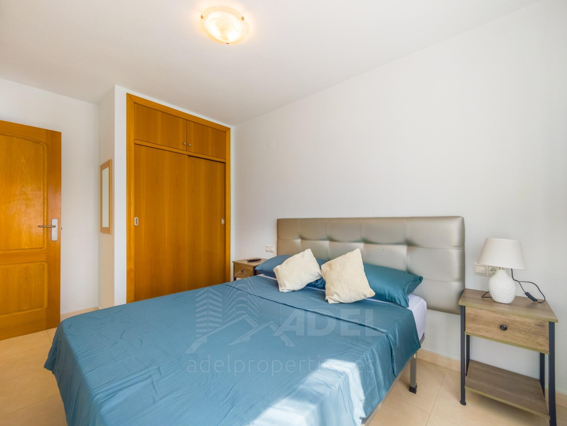 For sale - 2 Bedroom 1 Bathroom Apartment in Torrevieja - Playa De Los Locos  - Alicante