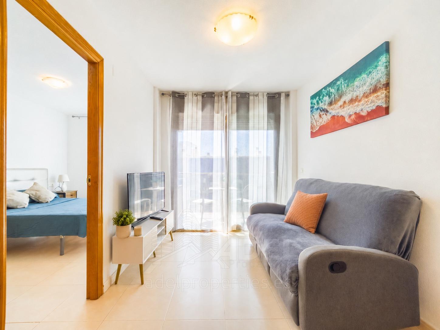 For sale - 2 Bedroom 1 Bathroom Apartment in Torrevieja - Playa De Los Locos  - Alicante