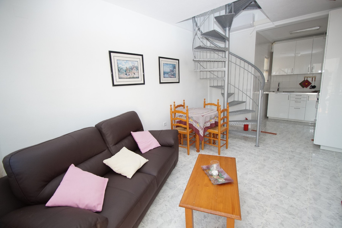 For sale - 2 Bedroom 1 Bathroom Apartment - Penthouse in Orihuela - Playa Flamenca  - Alicante