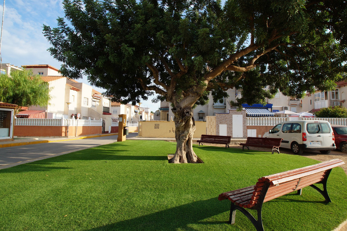 For sale - 2 Bedroom 1 Bathroom Apartment - Penthouse in Orihuela - Playa Flamenca  - Alicante