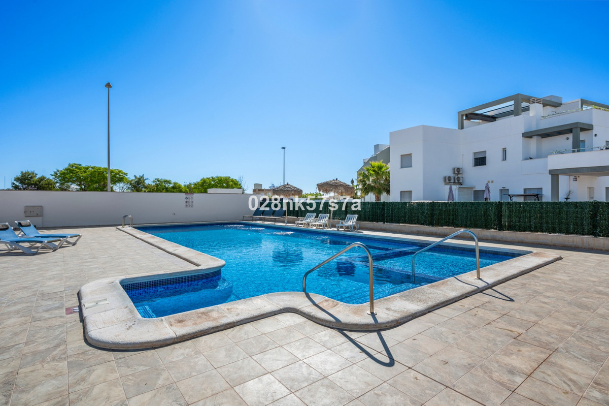 For sale - 3 Bedroom 3 Bathroom House - Townhouse in Orihuela - La Florida  - Alicante