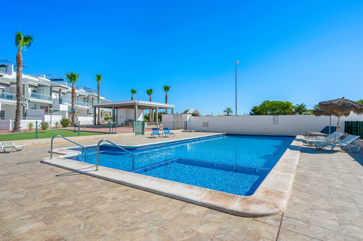 For sale - 3 Bedroom 3 Bathroom House - Townhouse in Orihuela - La Florida  - Alicante