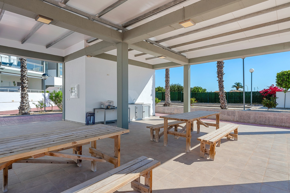For sale - 3 Bedroom 3 Bathroom House - Townhouse in Orihuela - La Florida  - Alicante