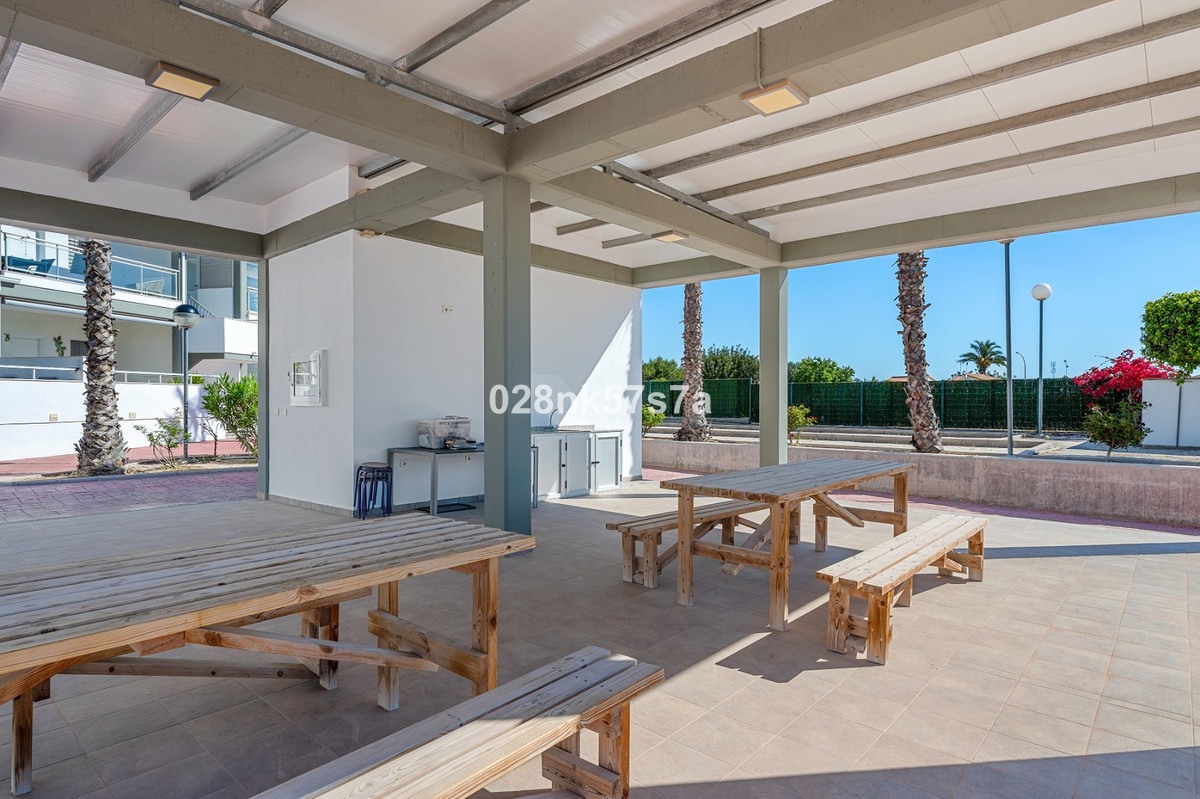 For sale - 3 Bedroom 3 Bathroom House - Townhouse in Orihuela - La Florida  - Alicante