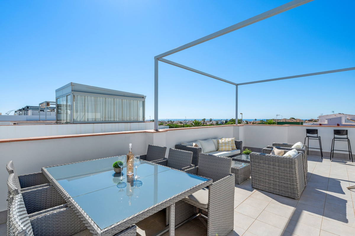 For sale - 3 Bedroom 3 Bathroom House - Townhouse in Orihuela - La Florida  - Alicante