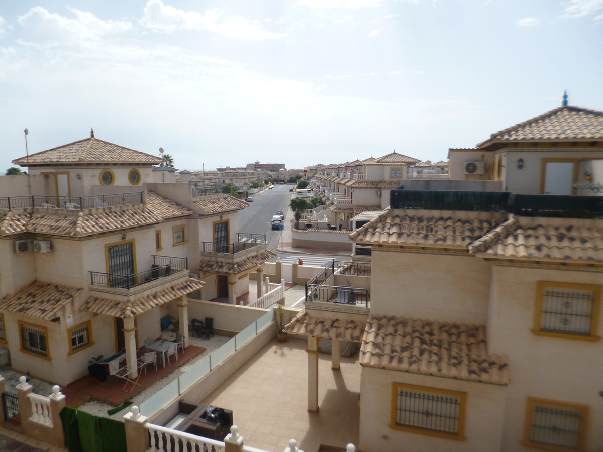For sale - 2 Bedroom 1 Bathroom Apartment - Ground Floor Apartment in Orihuela - Cabo Roig  - Alicante