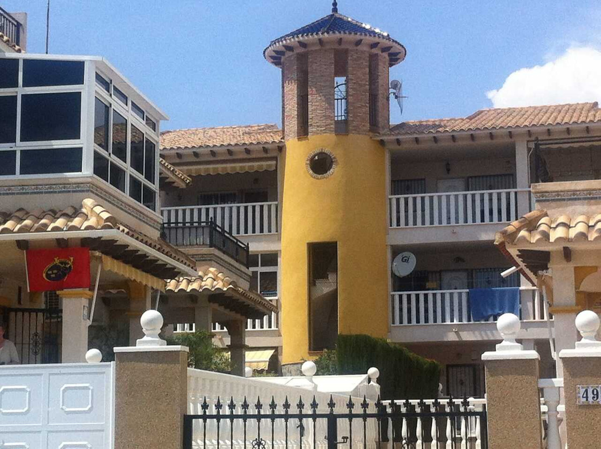 For sale - 2 Bedroom 1 Bathroom Apartment - Ground Floor Apartment in Orihuela - Cabo Roig  - Alicante