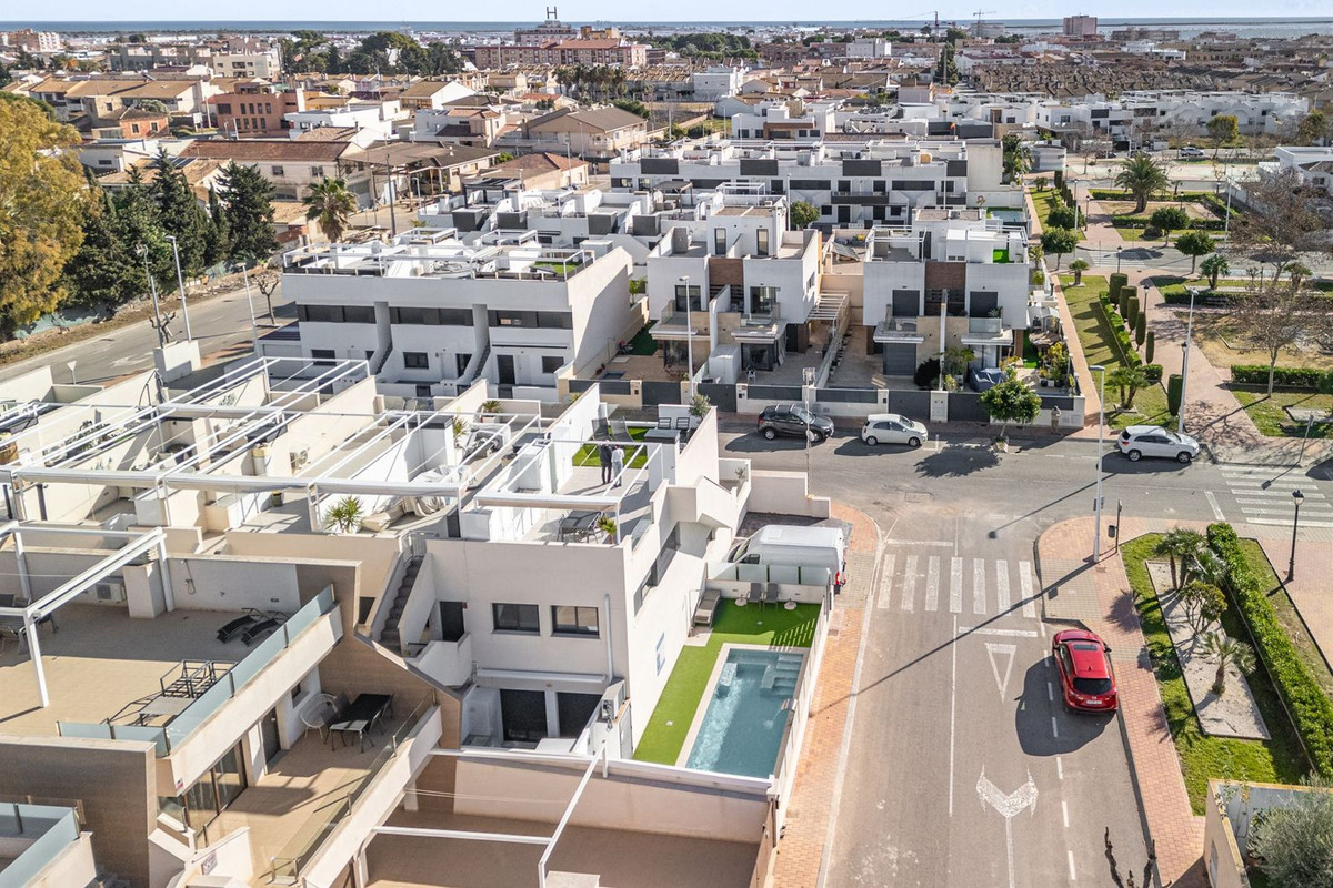 For sale - 2 Bedroom 2 Bathroom Apartment - Ground Floor Apartment in San Pedro del Pinatar - San Pedro del Pinatar Centro  - Murcia