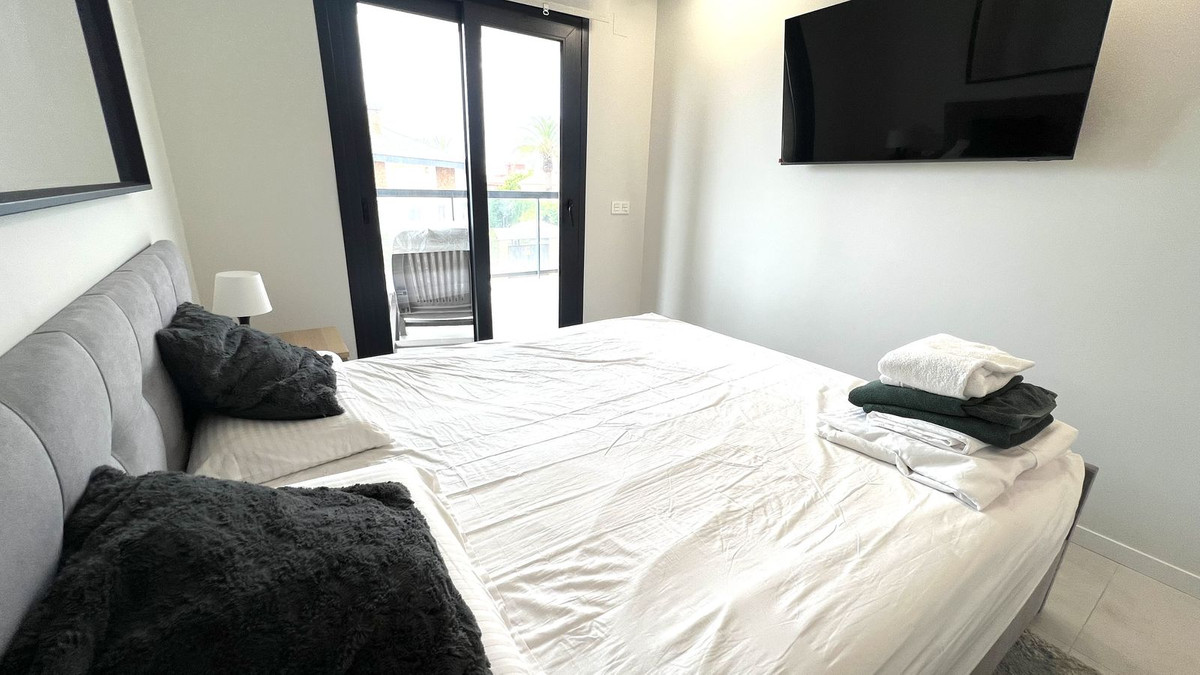 For sale - 2 Bedroom 2 Bathroom Apartment - Middle Floor Apartment in Pilar de la Horadada - Pilar de la Horadada Centro  - Alicante
