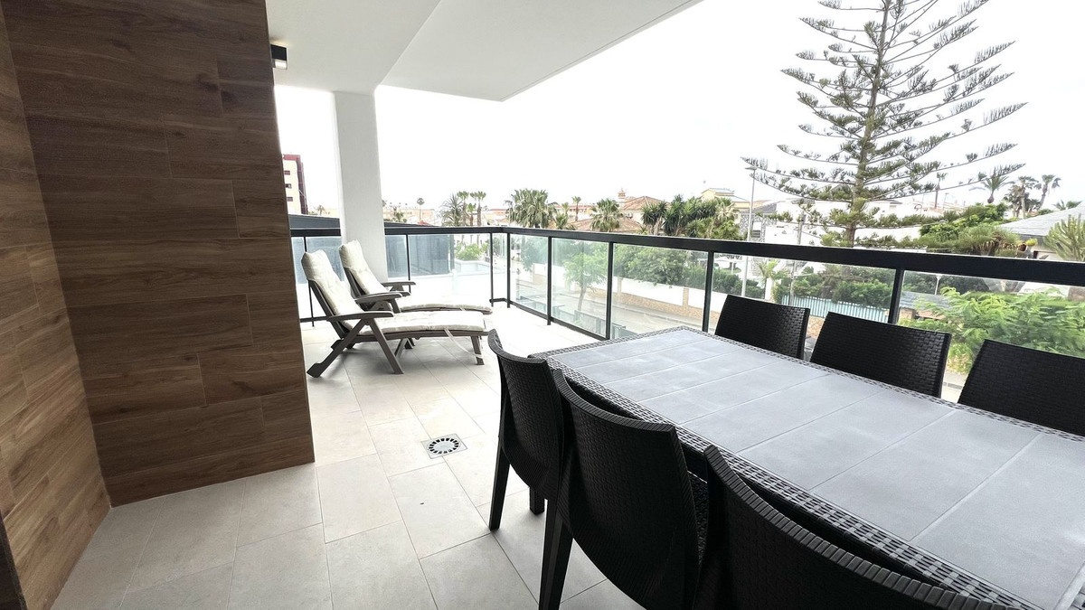 For sale - 2 Bedroom 2 Bathroom Apartment - Middle Floor Apartment in Pilar de la Horadada - Pilar de la Horadada Centro  - Alicante