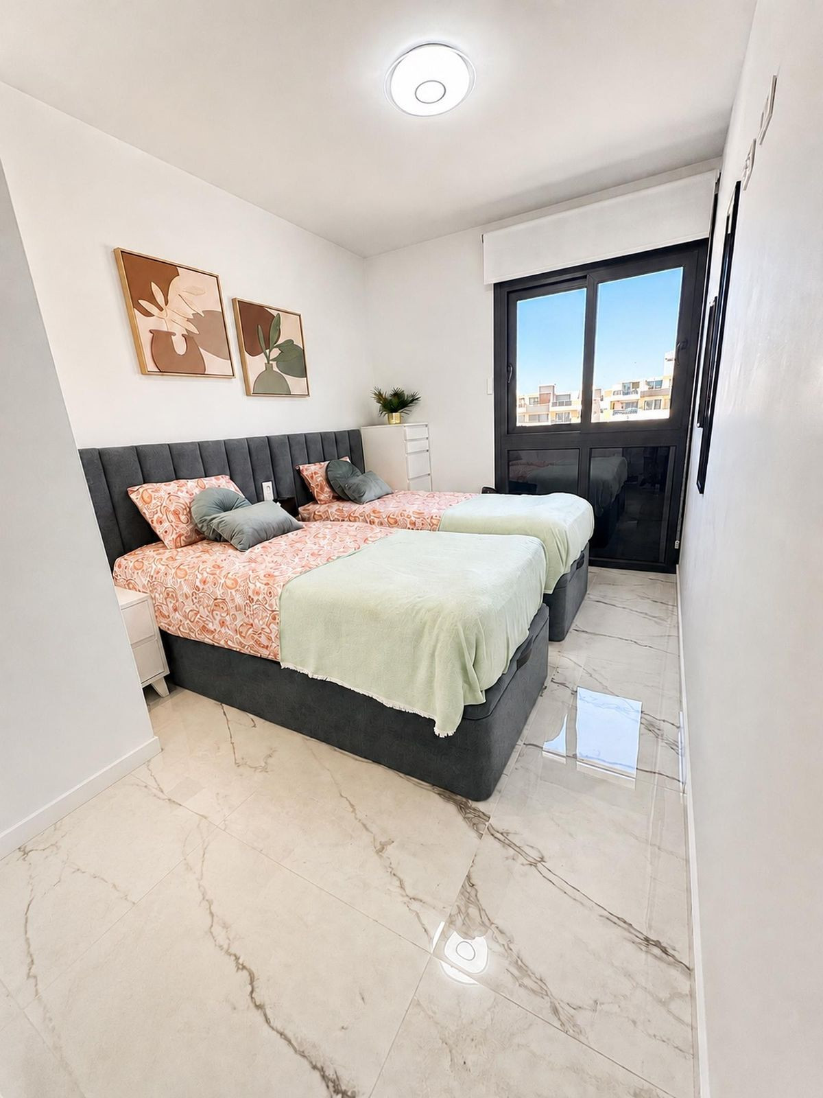 For sale - 2 Bedroom 2 Bathroom Apartment - Middle Floor Apartment in Orihuela - Los Altos  - Alicante