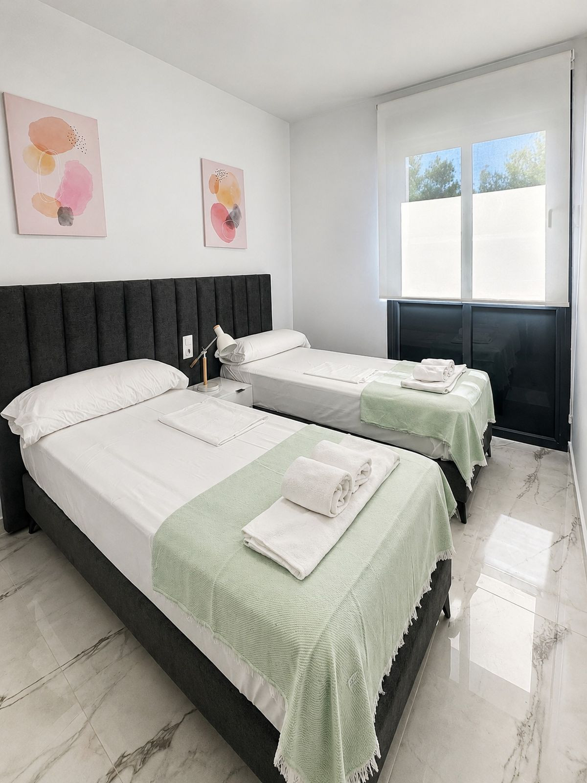 For sale - 2 Bedroom 2 Bathroom Apartment - Middle Floor Apartment in Orihuela - Los Altos  - Alicante