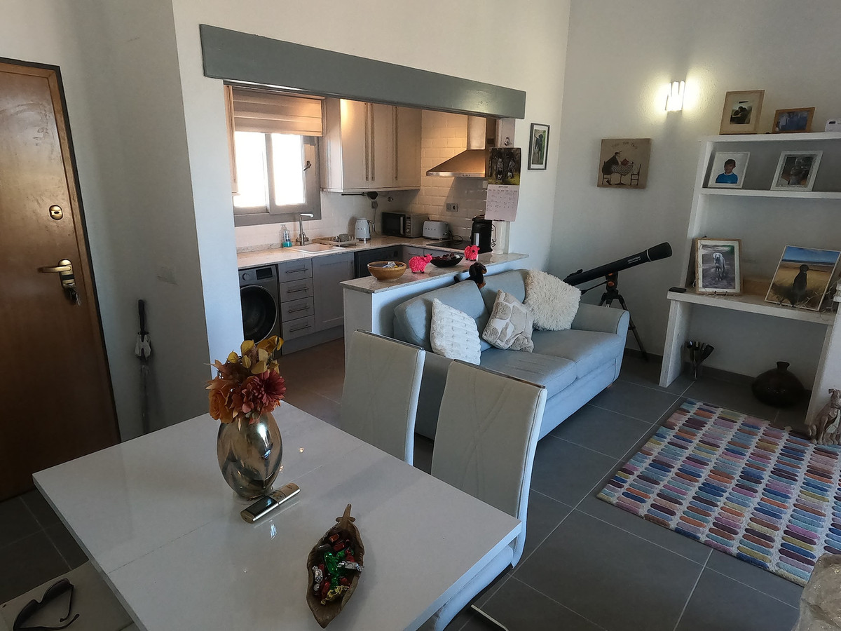 For sale - 2 Bedroom 2 Bathroom Apartment - Middle Floor Apartment in Algorfa - La Finca Golf  - Alicante