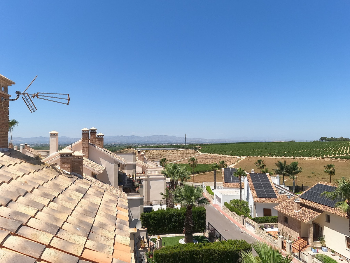 For sale - 2 Bedroom 2 Bathroom Apartment - Middle Floor Apartment in Algorfa - La Finca Golf  - Alicante