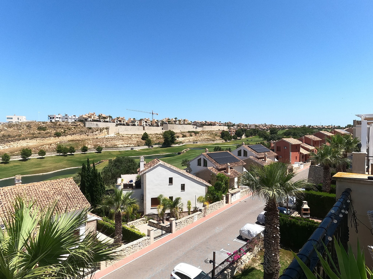 For sale - 2 Bedroom 2 Bathroom Apartment - Middle Floor Apartment in Algorfa - La Finca Golf  - Alicante