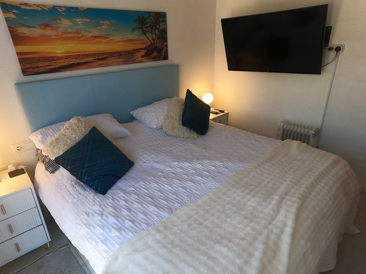 For sale - 2 Bedroom 2 Bathroom Apartment - Middle Floor Apartment in Algorfa - La Finca Golf  - Alicante
