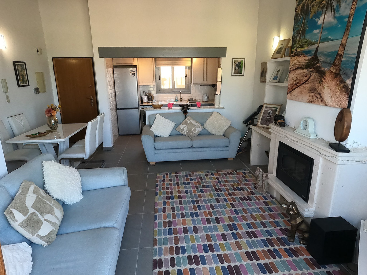 For sale - 2 Bedroom 2 Bathroom Apartment - Middle Floor Apartment in Algorfa - La Finca Golf  - Alicante