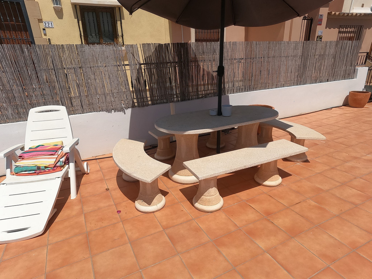 For sale - 3 Bedroom 2 Bathroom House - Detached Villa in Algorfa - La Finca Golf  - Alicante