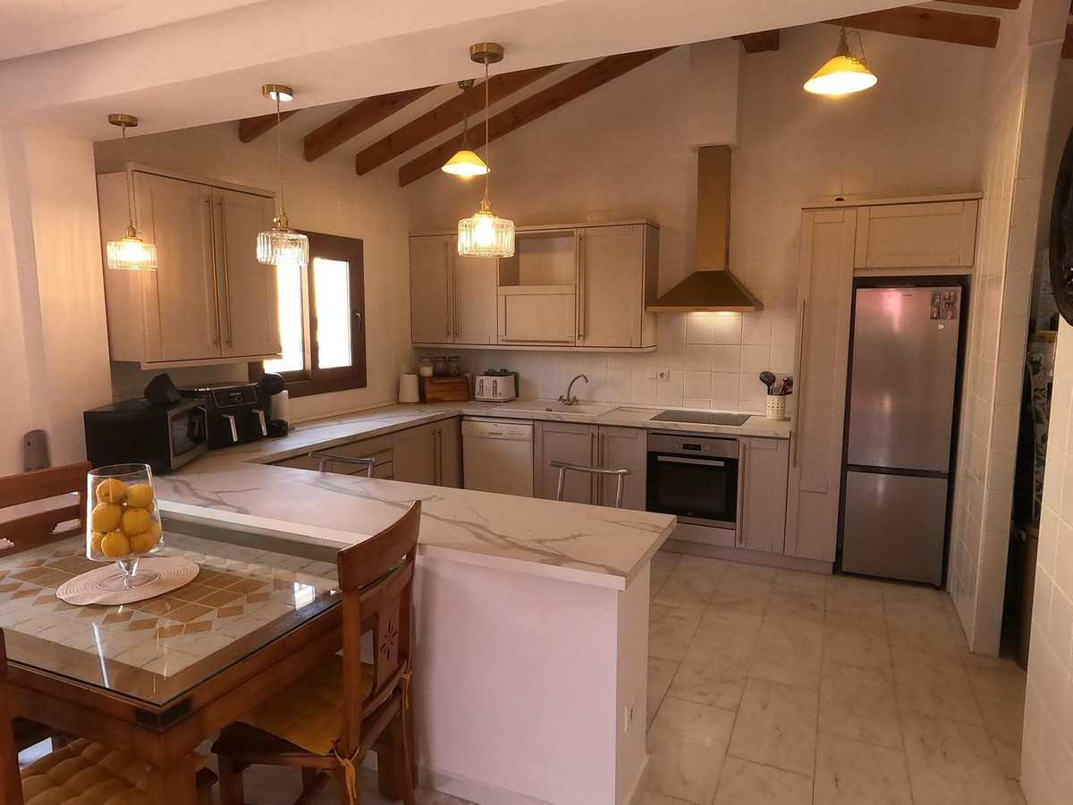For sale - 3 Bedroom 2 Bathroom House - Detached Villa in Algorfa - La Finca Golf  - Alicante