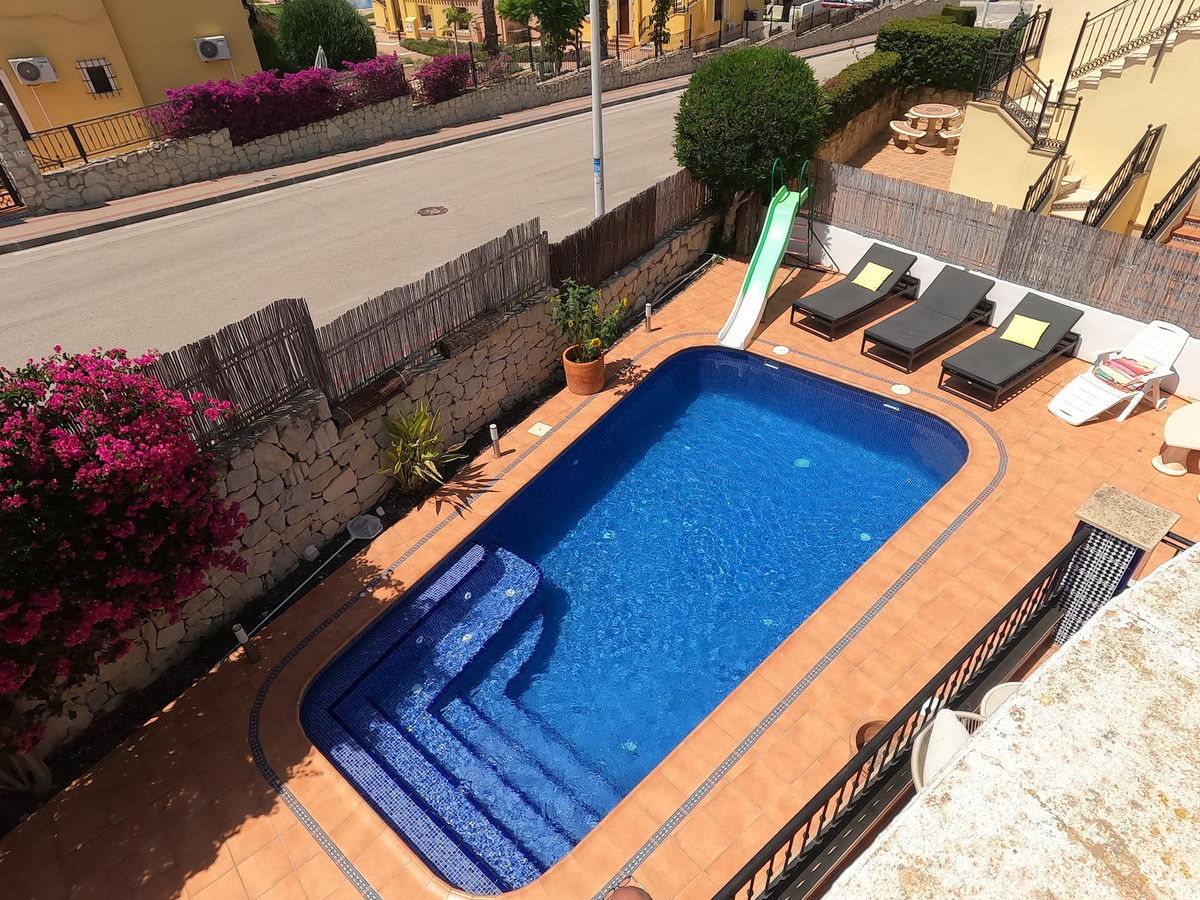 For sale - 3 Bedroom 2 Bathroom House - Detached Villa in Algorfa - La Finca Golf  - Alicante