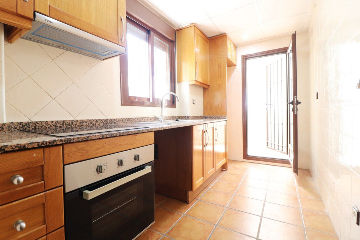For sale - 3 Bedroom 2 Bathroom House - Semi-Detached House in Algorfa - La Finca Golf  - Alicante
