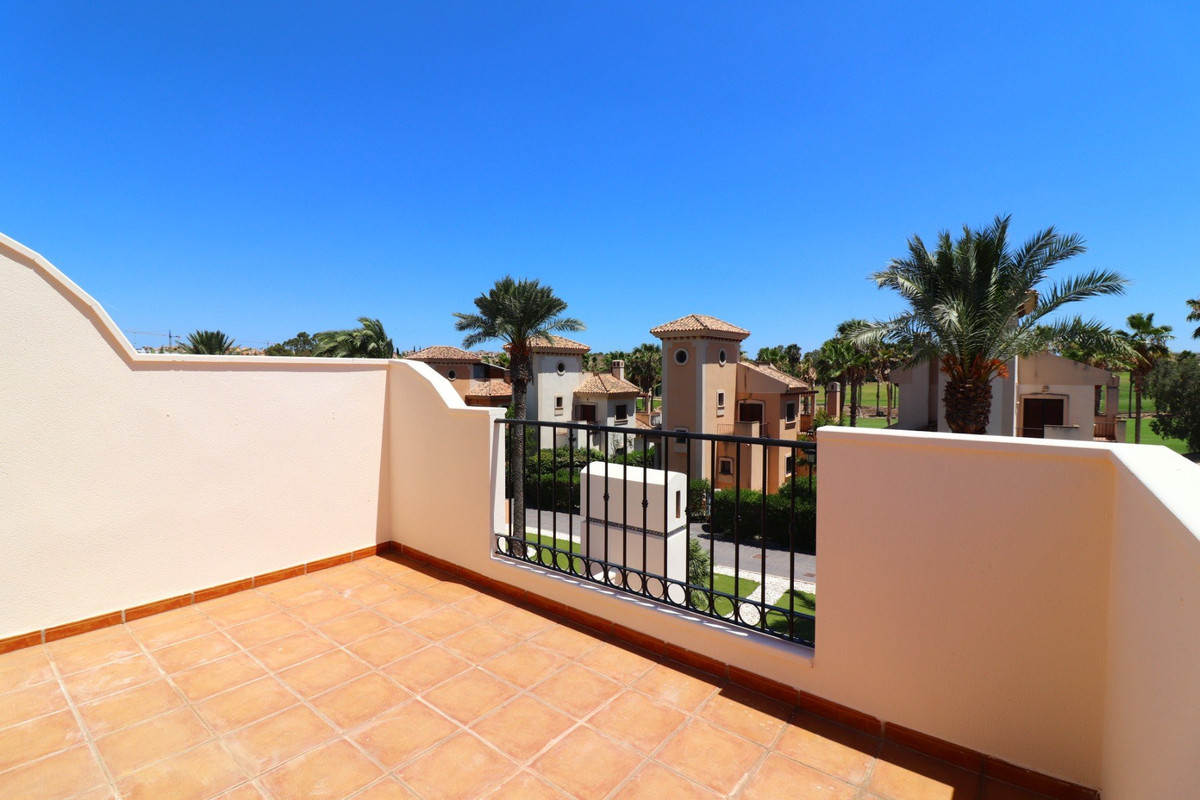 For sale - 3 Bedroom 2 Bathroom House - Semi-Detached House in Algorfa - La Finca Golf  - Alicante